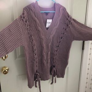 Forever 21 sweater size M